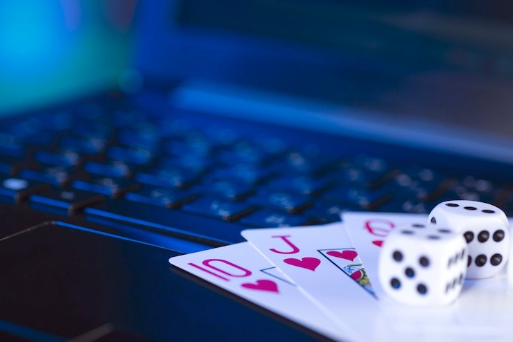 Win settlement instant Spin result display showing winning combination and payout amount credited